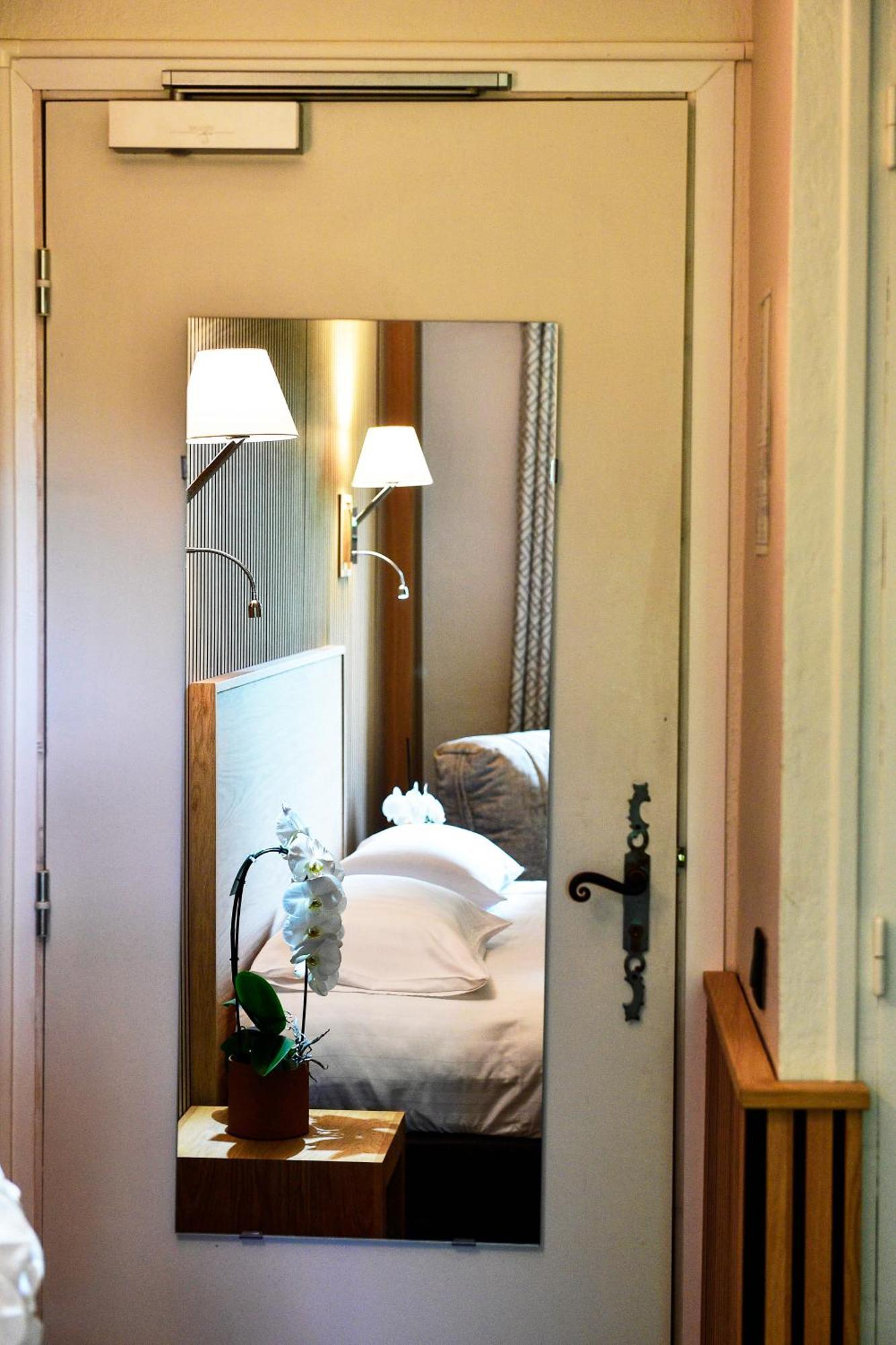 Le Mas Des Aigras - Hotel & Restaurant De Charme En Provence オランジュ エクステリア 写真